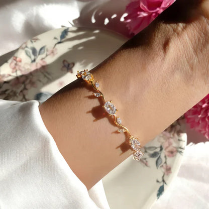 Amara Vine Tulip Bracelet